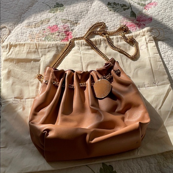 Stella Mccartney gold chain bucket bag - Picture 5 of 16